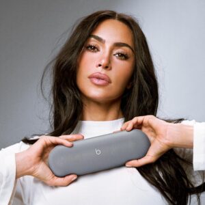 Beats Pill x Kim Kardashian - Wireless Bluetooth Speaker
