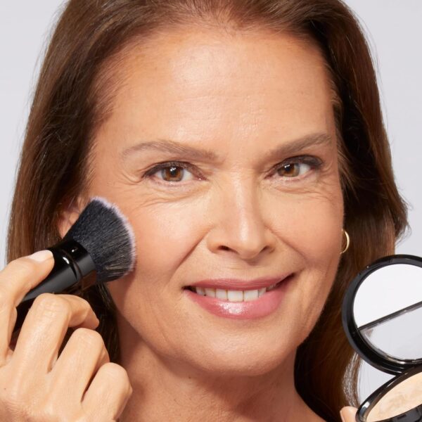 LAURA GELLER NEW YORK Award-Winning Baked Balance-n-Brighten Color Correcting Powder Foundation