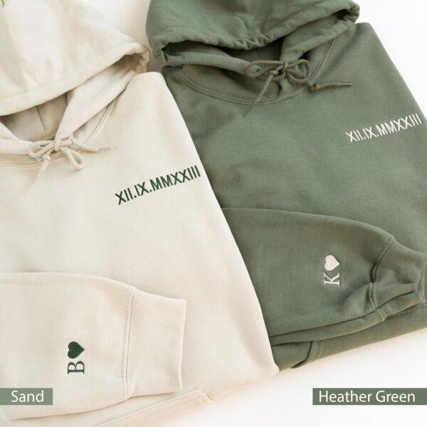Couple's Sweatshirt & Hoodie