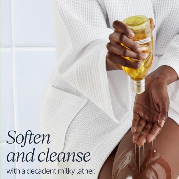 L'Occitane Cleansing & Softening Almond Shower Oil - Image 6