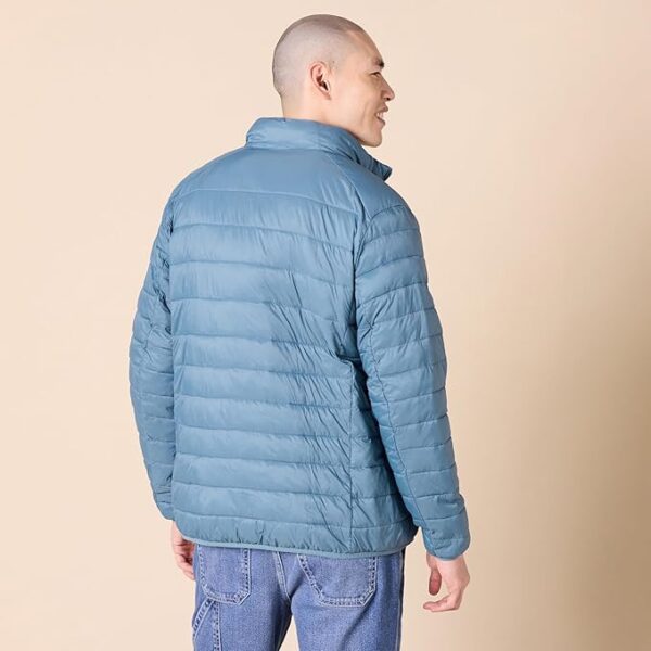 Amazon Essentials Men's Packable Lightweight Water-Resistant Puffer Jacket (Available in Big & Tall) - Image 4